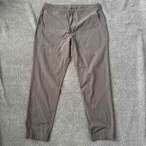 Vuori Men’s Meta Jogger 30” Smokey Taupe - Size XXL